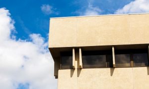 Dekton для облицовки вентилируемых фасадов: преимущества и особенности использования